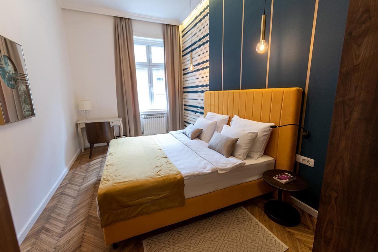 Luxury Suite / Karlo Parzik Сараево Экстерьер фото